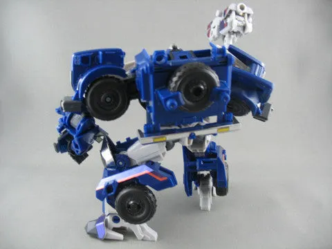 AM-12 Decepticon Breakdown with Micron Arms