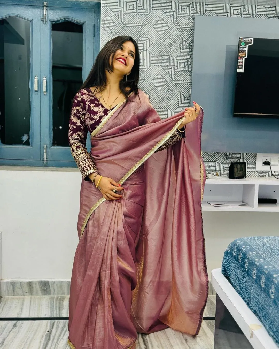 Beautiful Designer Party Wear Crush Tissue Silk Saree